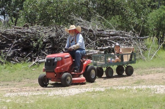 tractor donald hannah