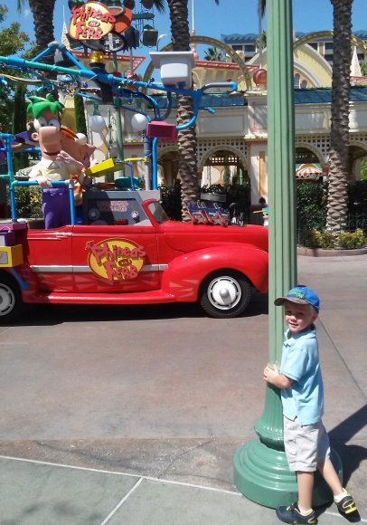 08 20 phineas and ferb benjamin (2)