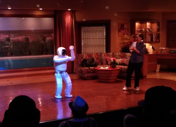 10 08 asimo