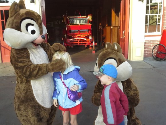 10 31 chip and dale2