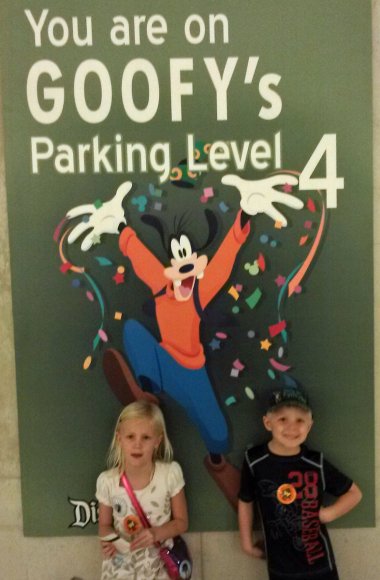 11 05 goofy hannah benjamin