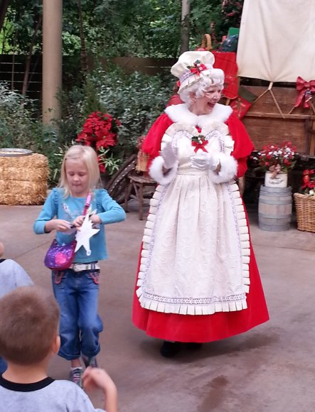 11 14 mrs claus hannah