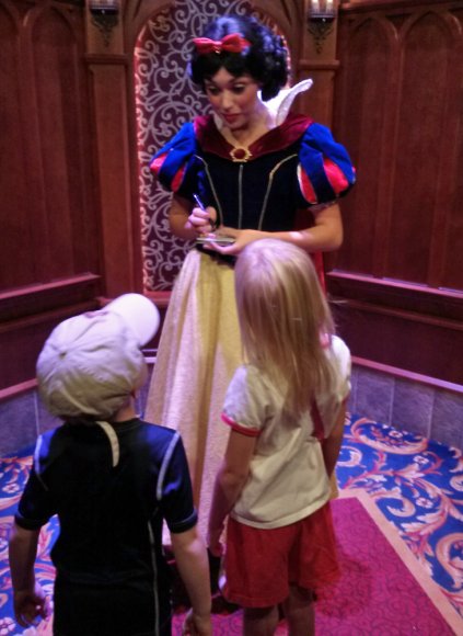11 26 snow white benjamin hannah