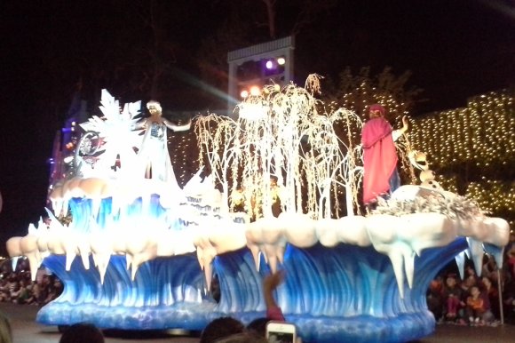 12 09 parade3