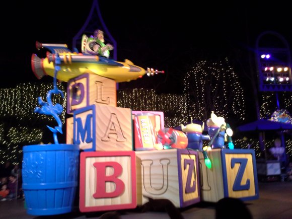 12 09 parade5