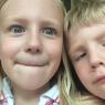 07 selfie hannah benjamin2