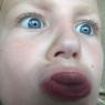07 selfie hannah4