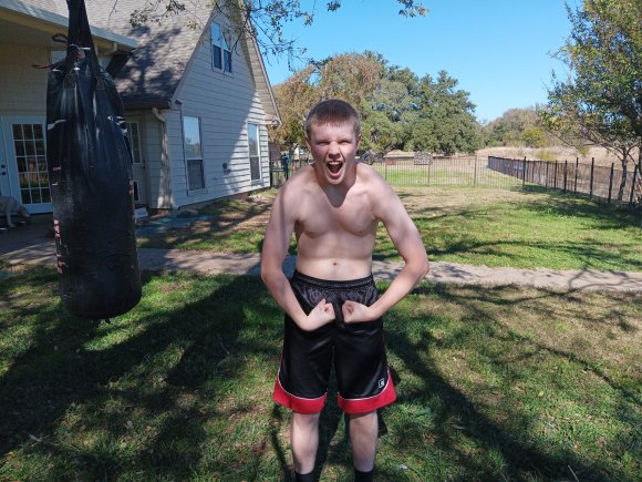 Ben_chest_2511