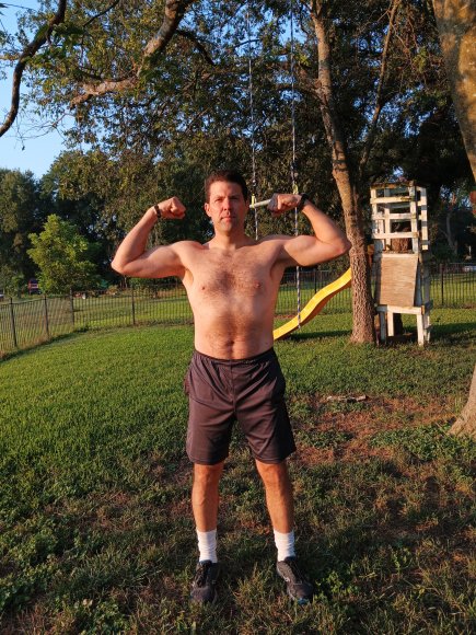 Nate_arms_2508
