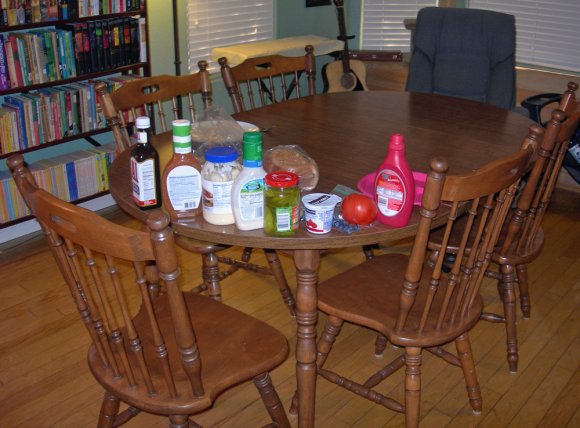 05 hannah set the table