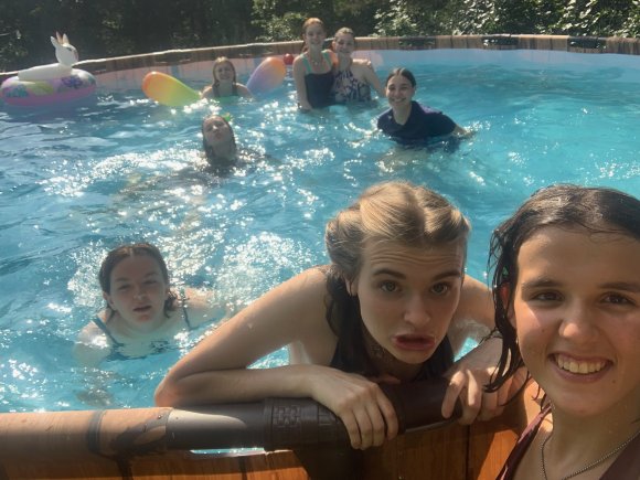 15 friends