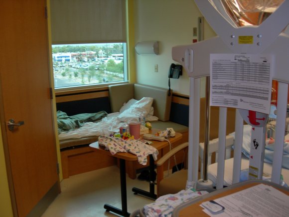 07 hospital guest bed