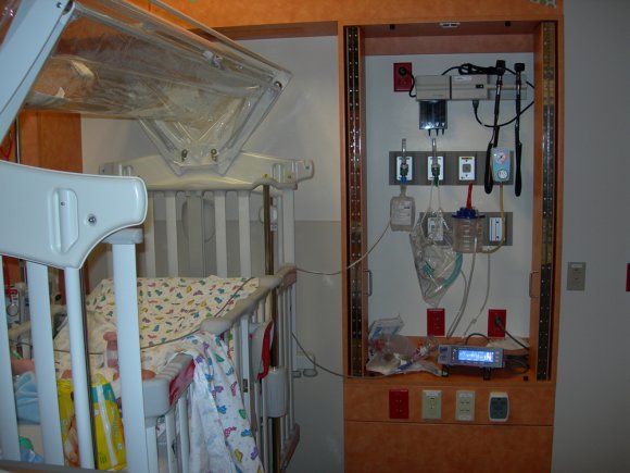 08 hospital machines