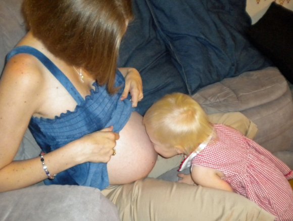 03 belly hannah