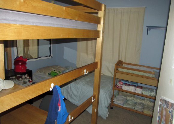 16 benjamins room