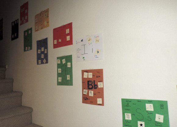 00 letter wall