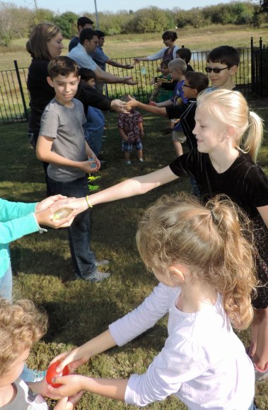 61 balloon toss