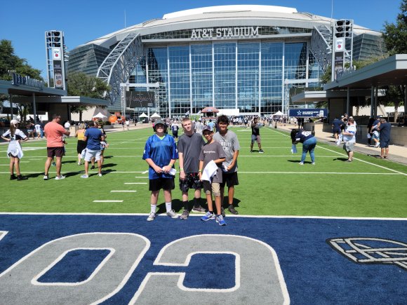 08 cowboys game
