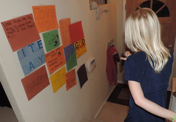 27 welcome wall hannah