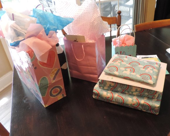 00 presents (2)