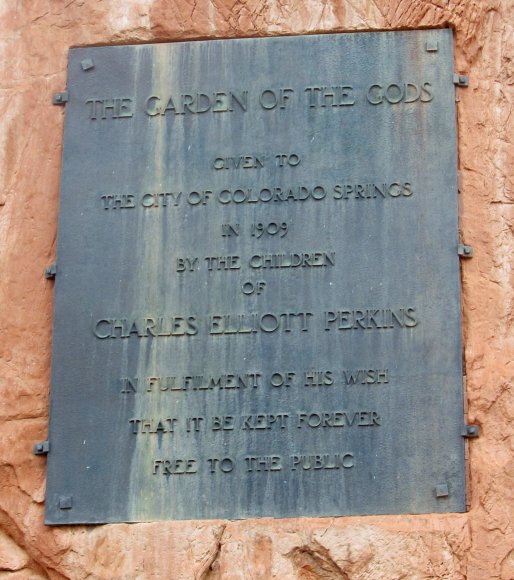02 plaque
