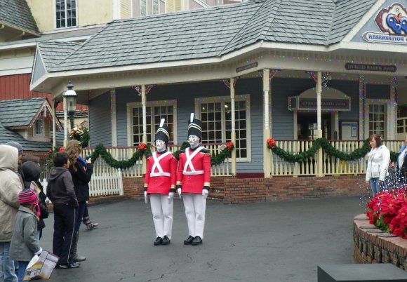 33 soldiers