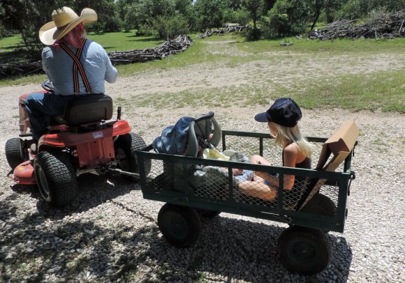 tractor donald joel hannah
