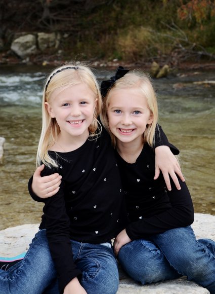 cousins hannah rhiley