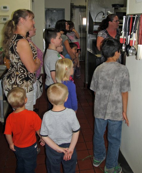 05 kitchen group