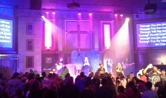 02 band