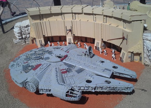 31 star wars millenium falcon