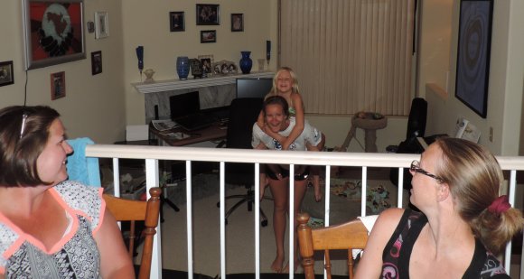 amy maddie hannah becca