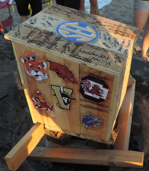 02 outhouse