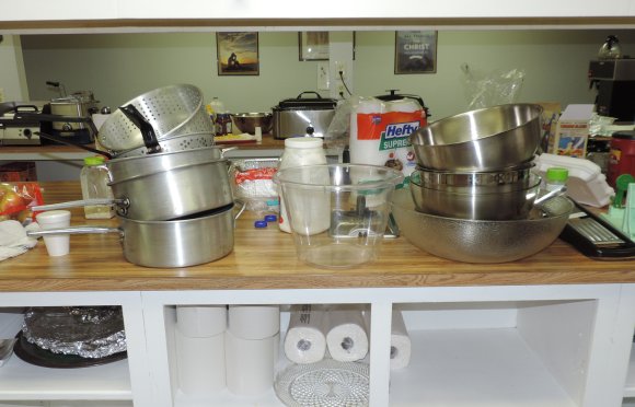 19 clean dishes