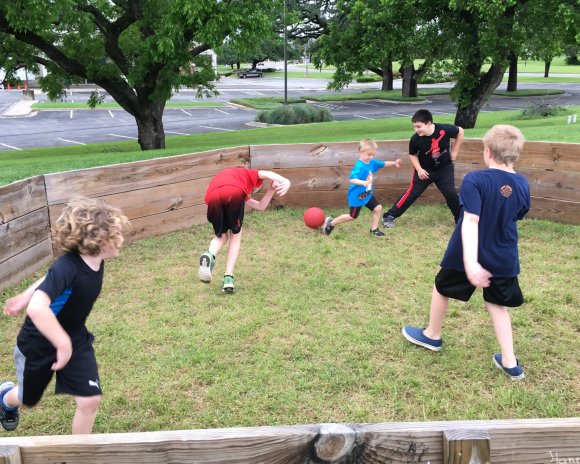 05 08 gaga ball