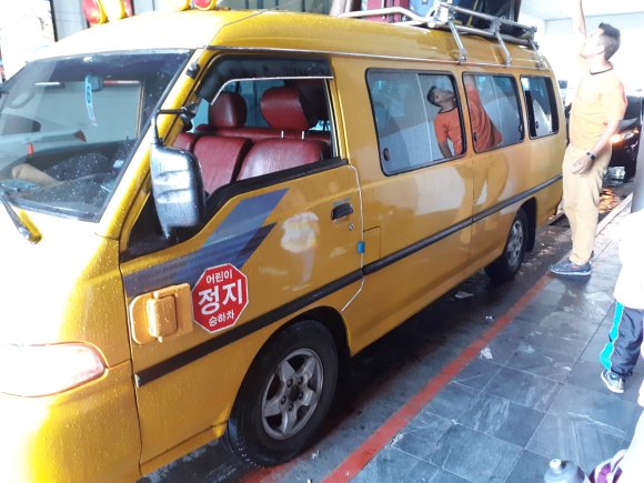 28 van