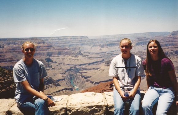grand canyon - becca amy lisa