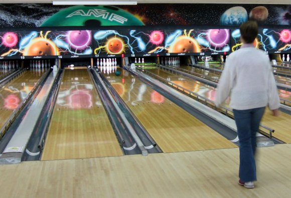 11 bowling jeanne