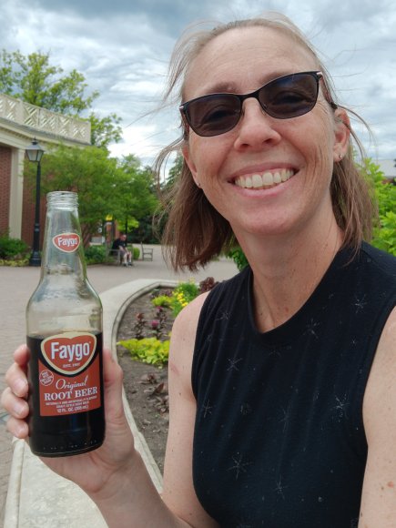 52 becca root beer